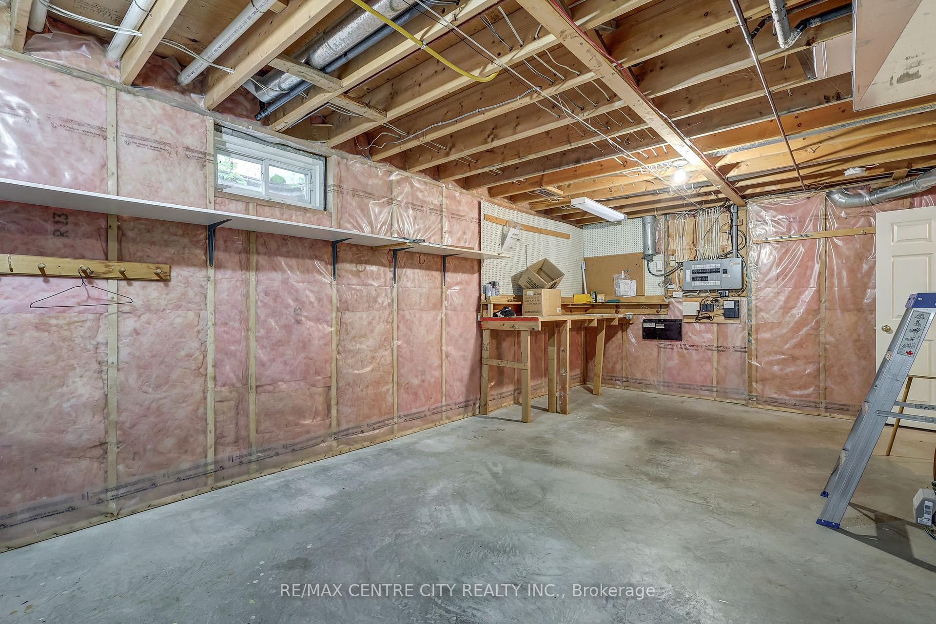 Photo 21 of 92 Glendale Drive, Tillsonburg — HOMEH