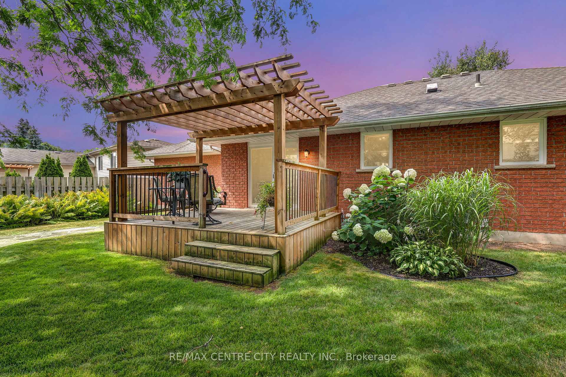 Photo 25 of 92 Glendale Drive, Tillsonburg — HOMEH