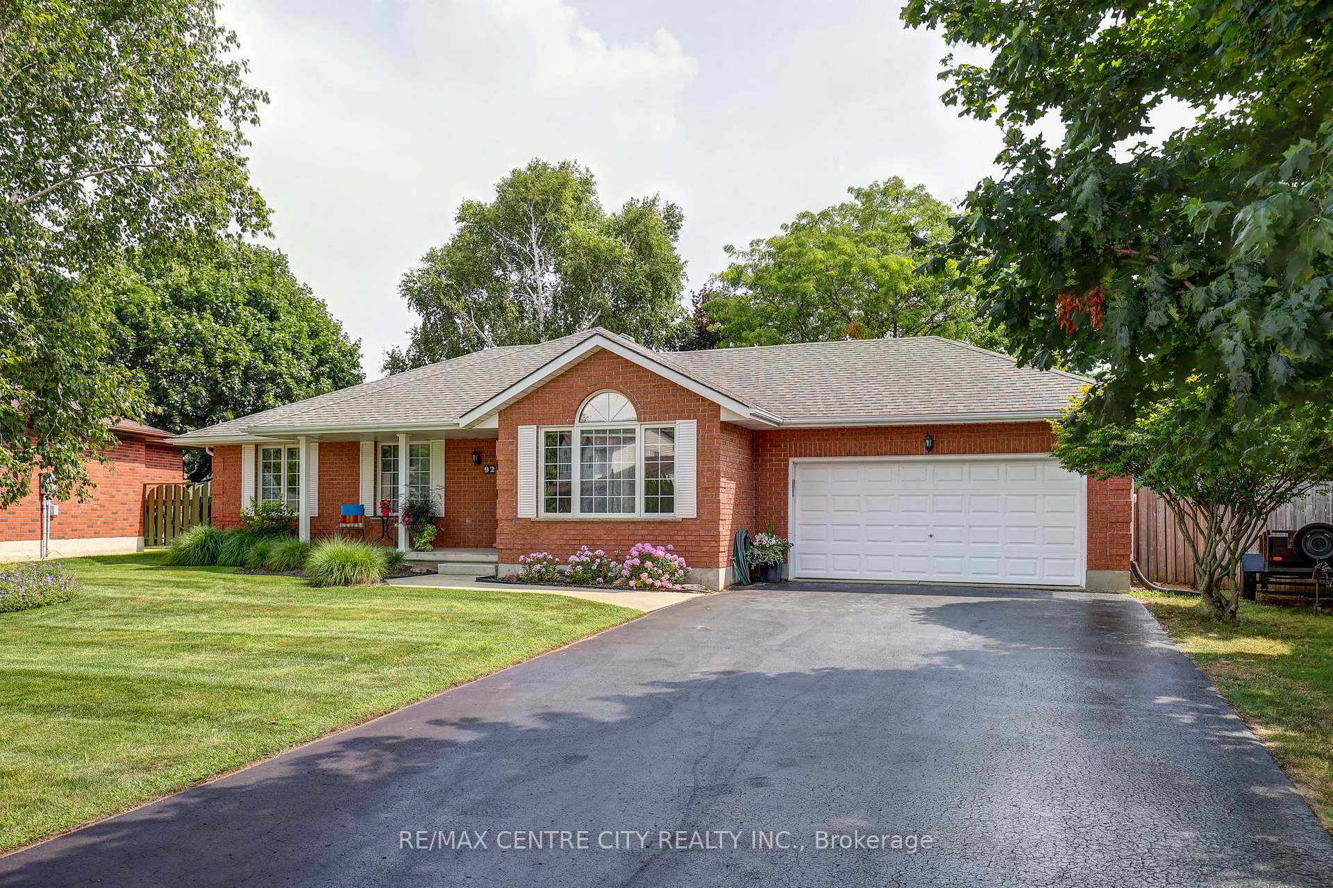 Photo 32 of 92 Glendale Drive, Tillsonburg — HOMEH