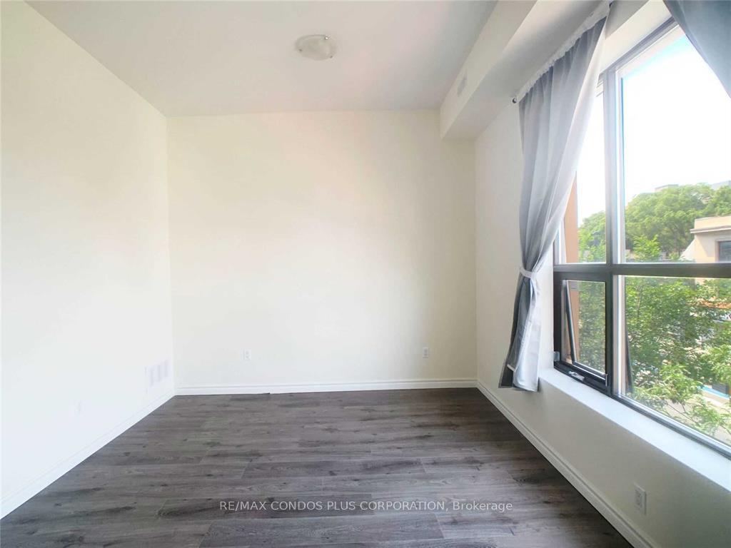 Photo 8 of Unit 3B, 721 Danforth Avenue, Toronto, Danforth — HOMEH