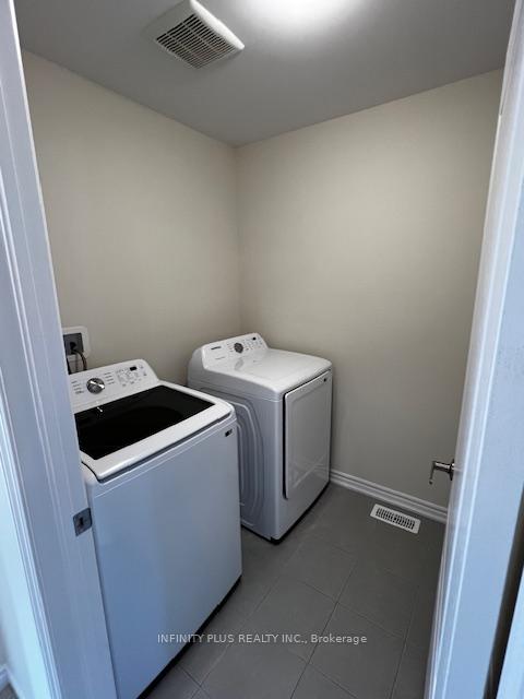 Photo 12 of 315 Vanilla Trail, Thorold, Rolling Meadows — HOMEH