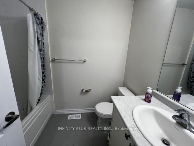 Photo 15 of 315 Vanilla Trail, Thorold, Rolling Meadows — HOMEH