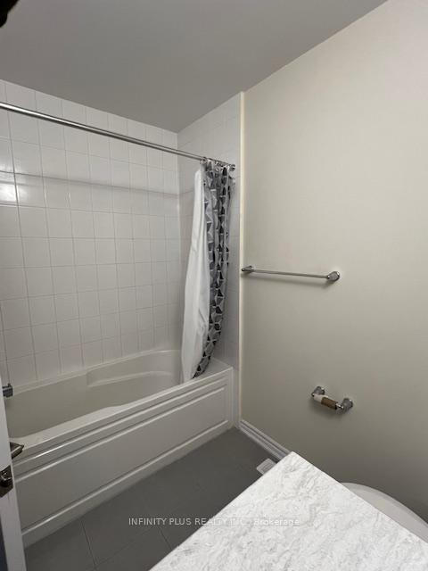 Photo 18 of 315 Vanilla Trail, Thorold, Rolling Meadows — HOMEH