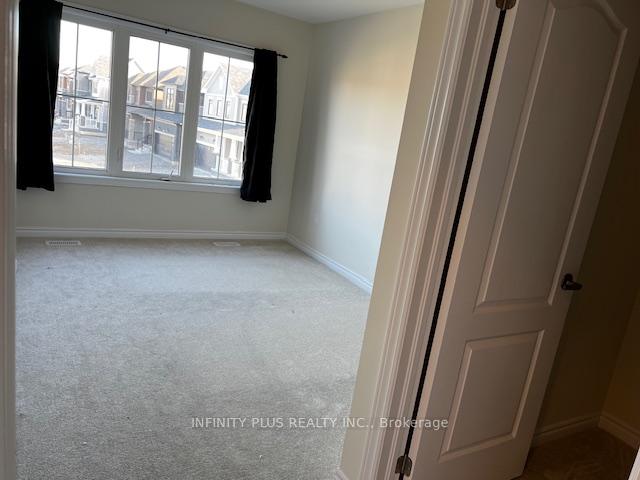 Photo 19 of 315 Vanilla Trail, Thorold, Rolling Meadows — HOMEH