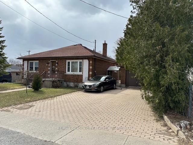 Photo 2 of 19 Cleveland Street, Thorold, Thorold Downtown — HOMEH