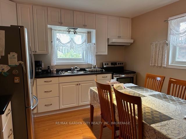 Photo 8 of 19 Cleveland Street, Thorold, Thorold Downtown — HOMEH