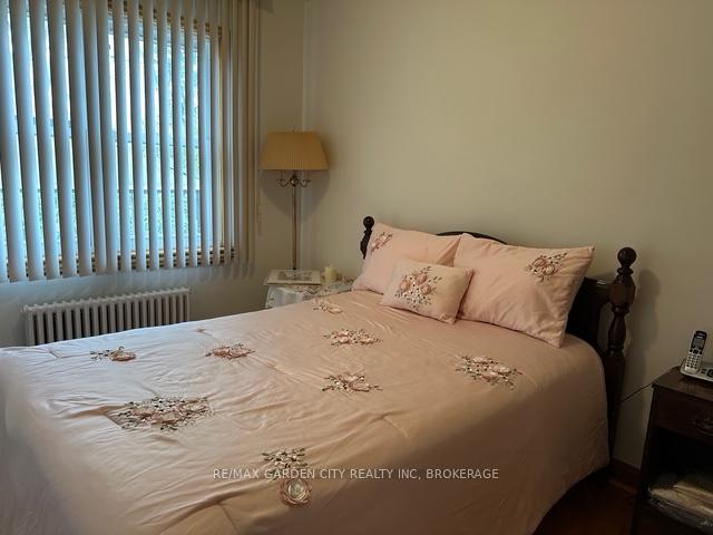 Photo 10 of 19 Cleveland Street, Thorold, Thorold Downtown — HOMEH