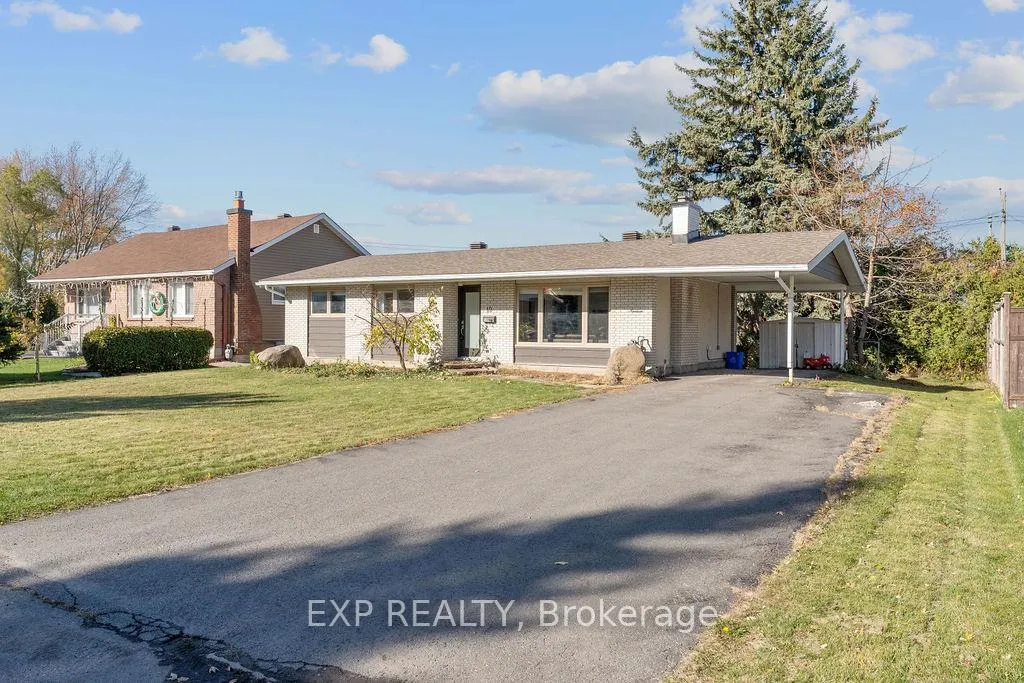 Photo 2 of 19 Sunnycrest Drive, Ottawa, City View/Skyline/Fisher Heights/Parkwood Hills — HOMEH