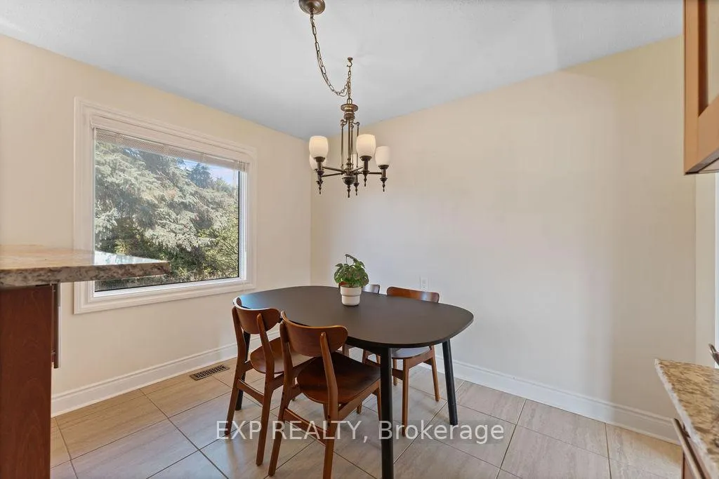 Photo 11 of 19 Sunnycrest Drive, Ottawa, City View/Skyline/Fisher Heights/Parkwood Hills — HOMEH