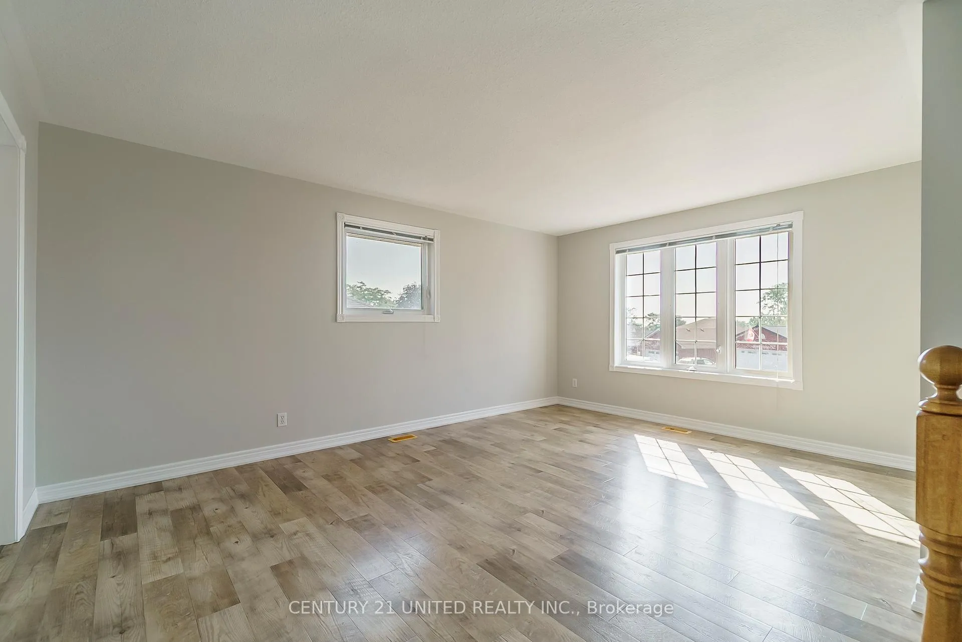 Photo 4 of 1080 Afton Road, Peterborough, Otonabee Ward 1 — HOMEH