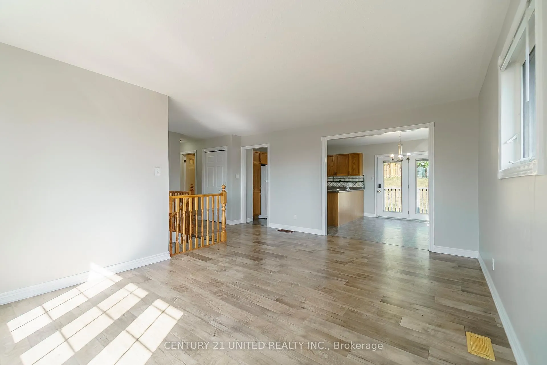 Photo 6 of 1080 Afton Road, Peterborough, Otonabee Ward 1 — HOMEH