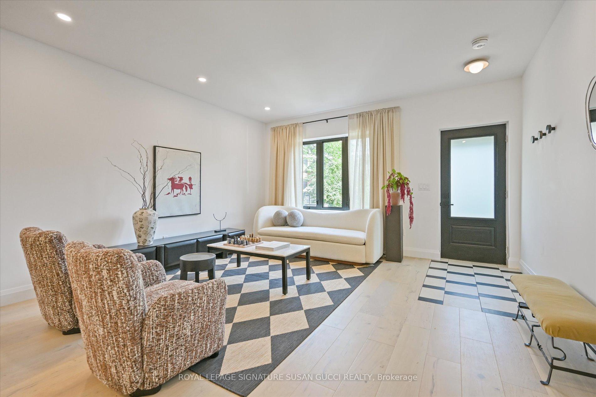 Photo 4 of 238 Coleridge Avenue, Toronto, Woodbine-Lumsden — HOMEH