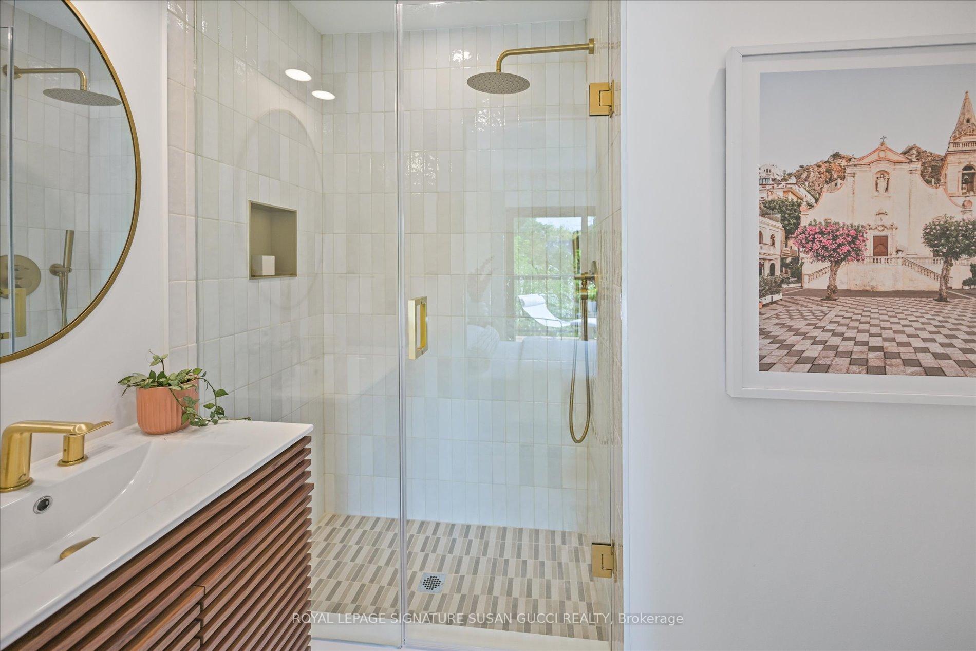 Photo 27 of 238 Coleridge Avenue, Toronto, Woodbine-Lumsden — HOMEH
