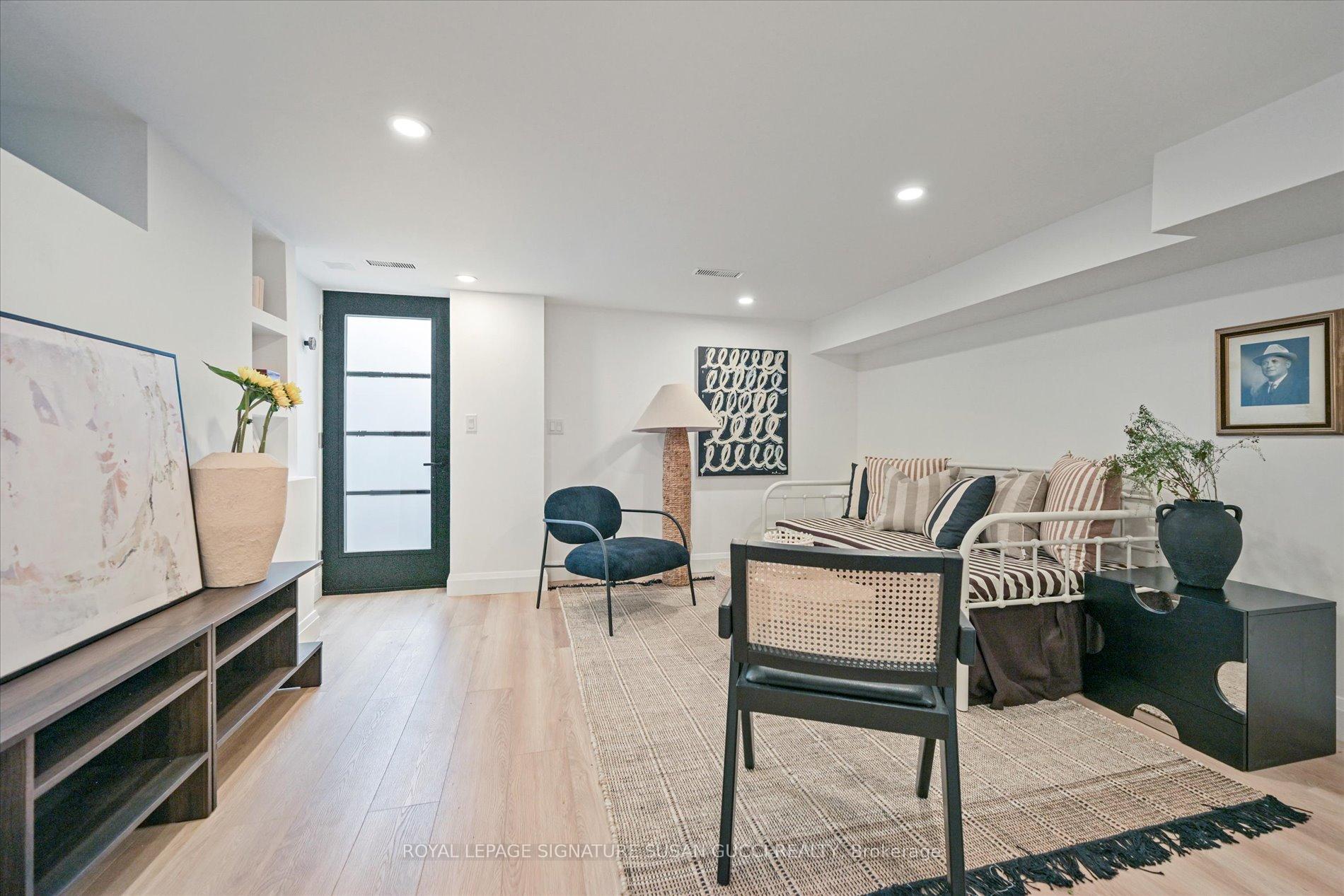 Photo 32 of 238 Coleridge Avenue, Toronto, Woodbine-Lumsden — HOMEH