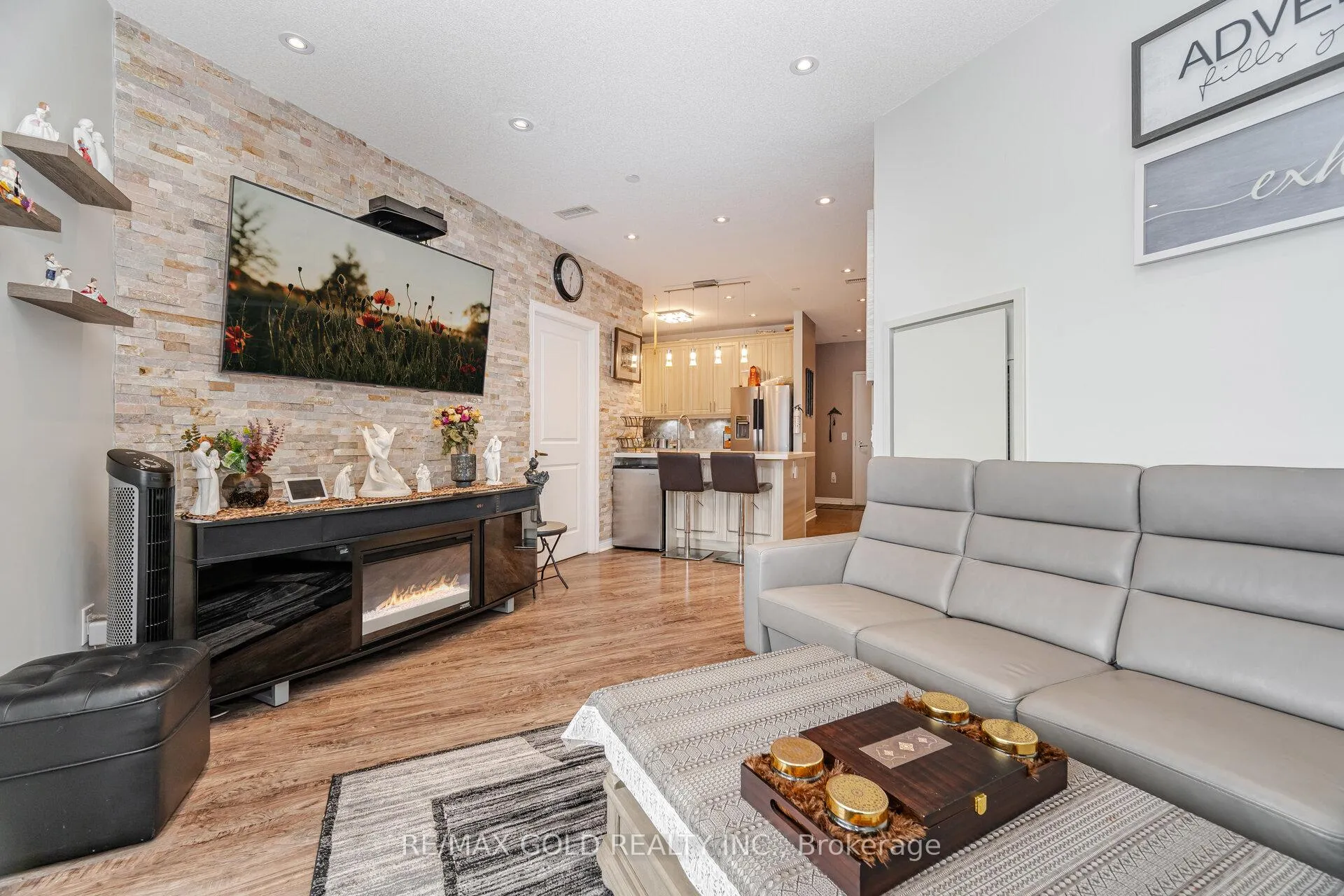 Photo 14 of Unit 715, 7325 Markham Road, Markham, Cedarwood — HOMEH