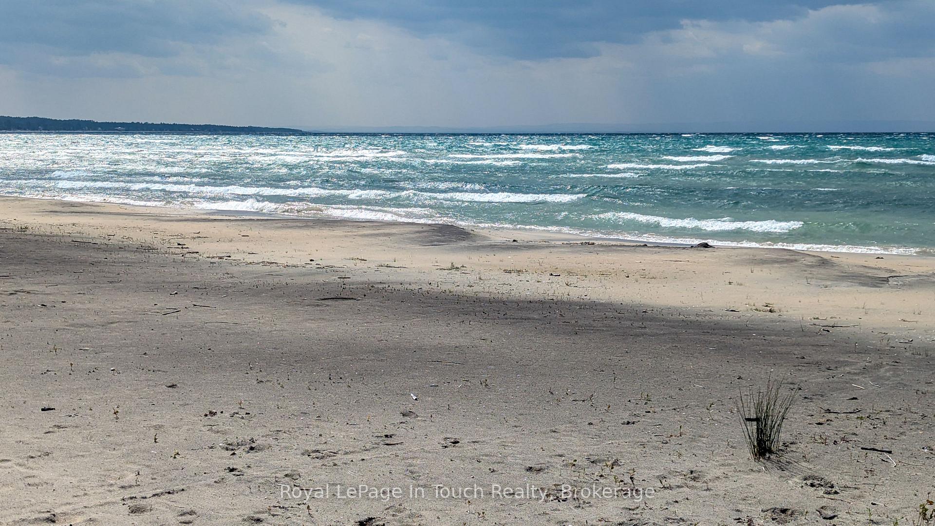 Photo 25 of 434 Tiny Beaches Road S, Tiny, Rural Tiny — HOMEH