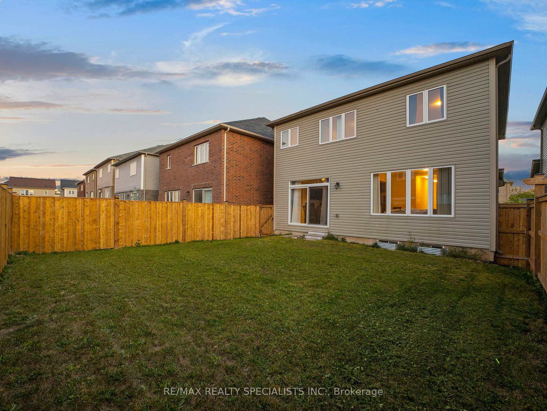 Photo 39 of 12 Vaughn Drive, Thorold, Hurricane/Merrittville — HOMEH