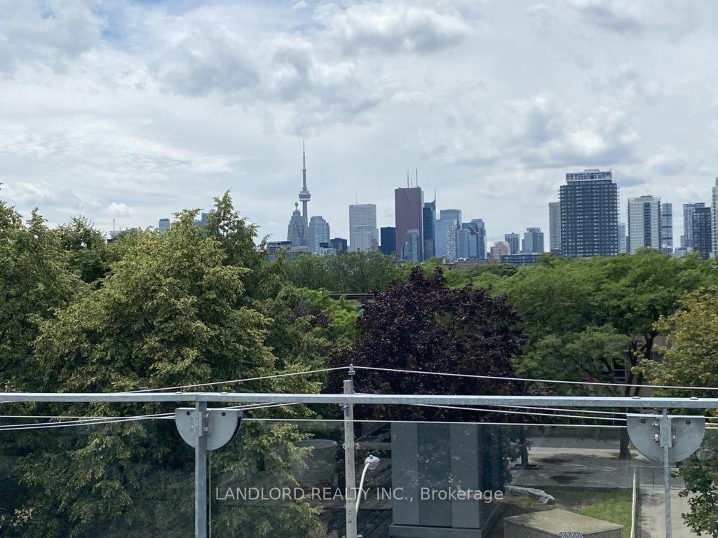 Photo 20 of Unit Th2, 15 Cummings Street, Toronto, South Riverdale — HOMEH