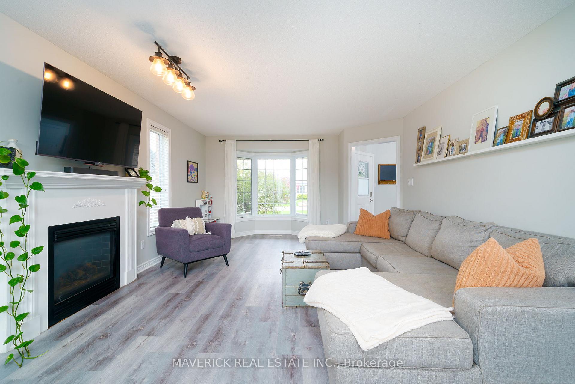 Photo 15 of 15 Mapleridge Crescent, Thames Centre, Dorchester — HOMEH