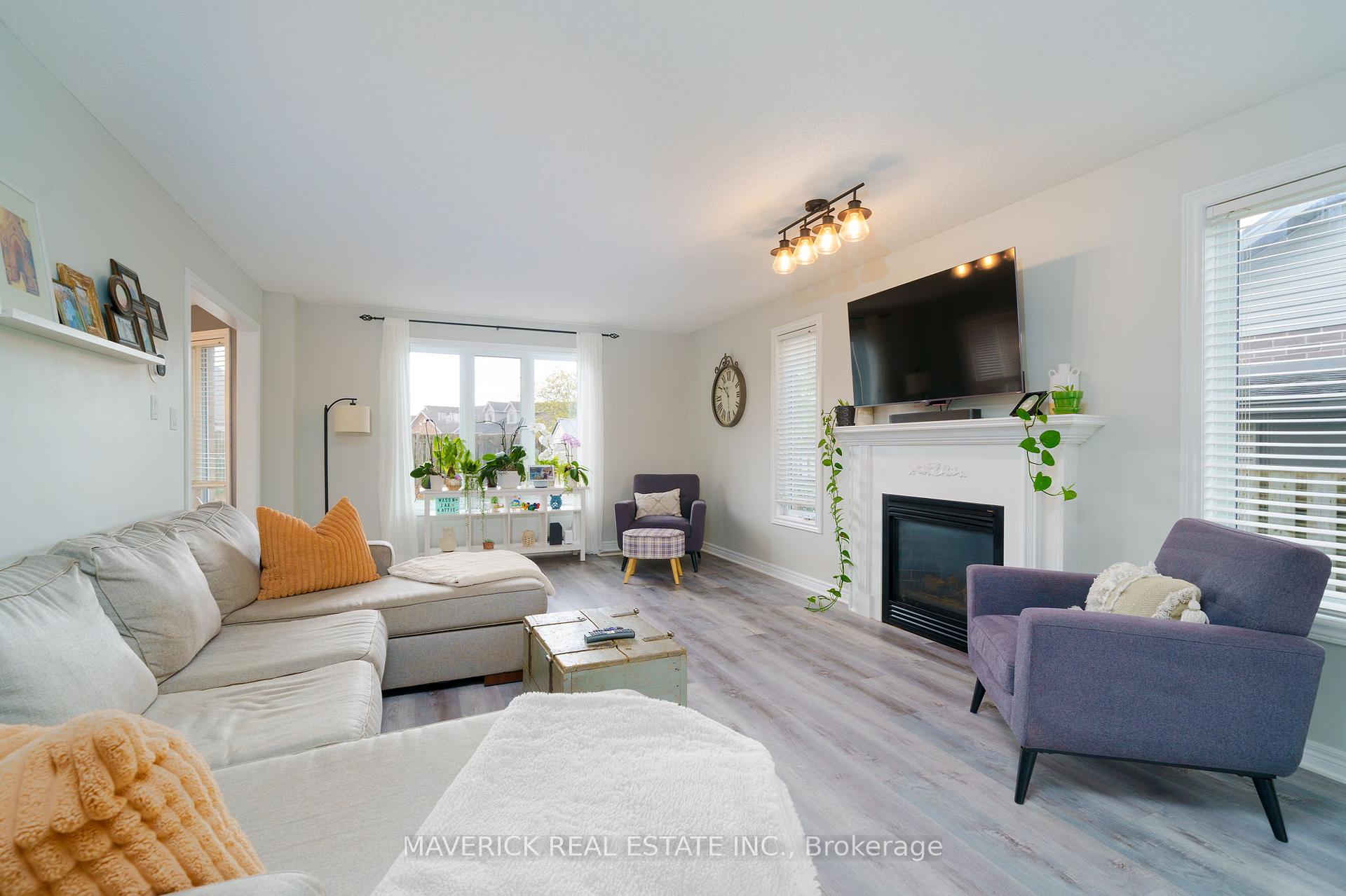 Photo 16 of 15 Mapleridge Crescent, Thames Centre, Dorchester — HOMEH