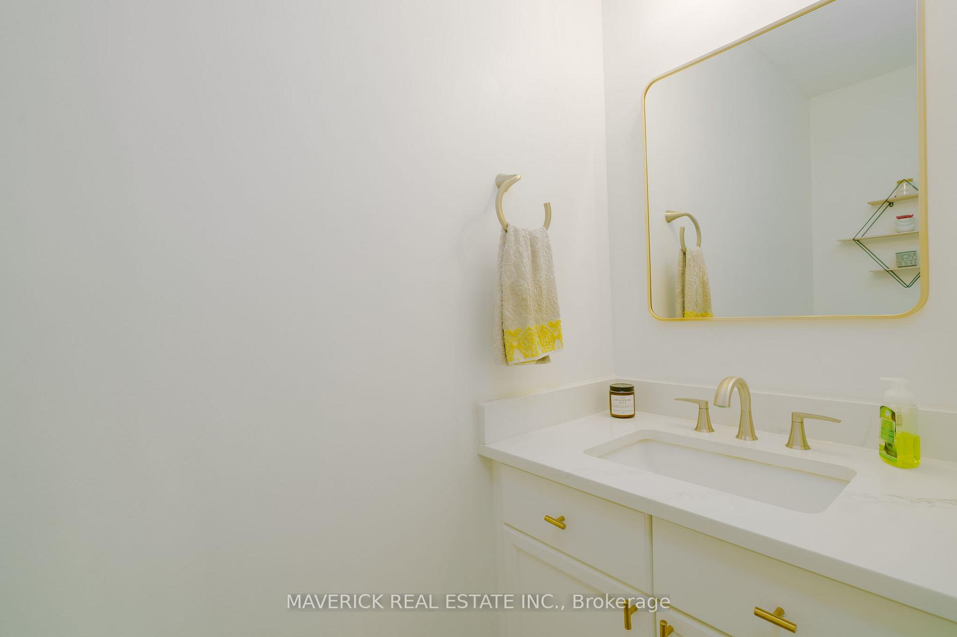 Photo 17 of 15 Mapleridge Crescent, Thames Centre, Dorchester — HOMEH