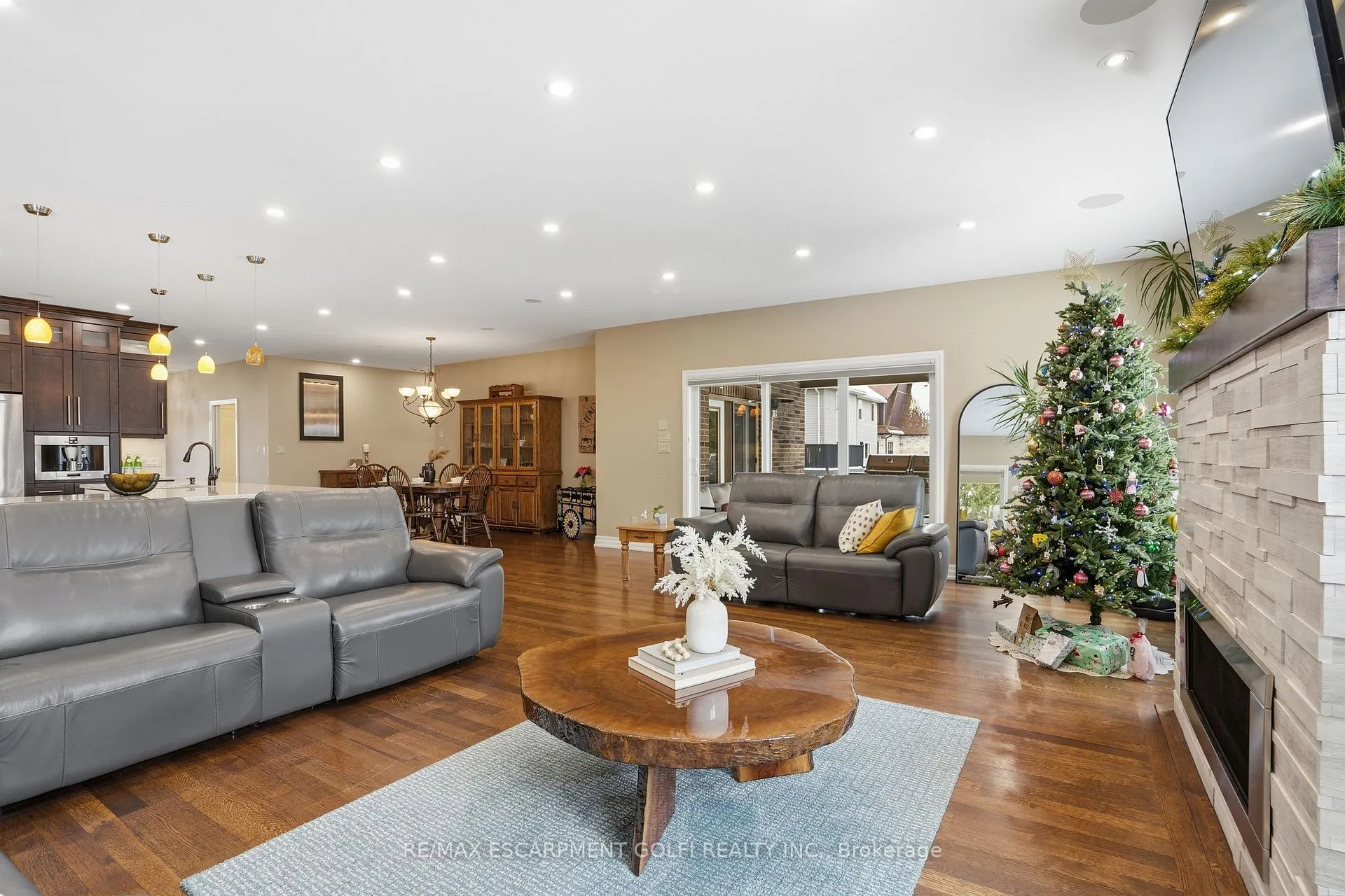 Photo 5 of 4085 Jordan Road, Lincoln, Lincoln-Jordan/Vineland — HOMEH