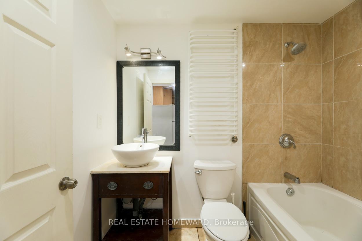 Photo 12 of Unit Lower, 1 Minto Street, Toronto, Greenwood-Coxwell — HOMEH
