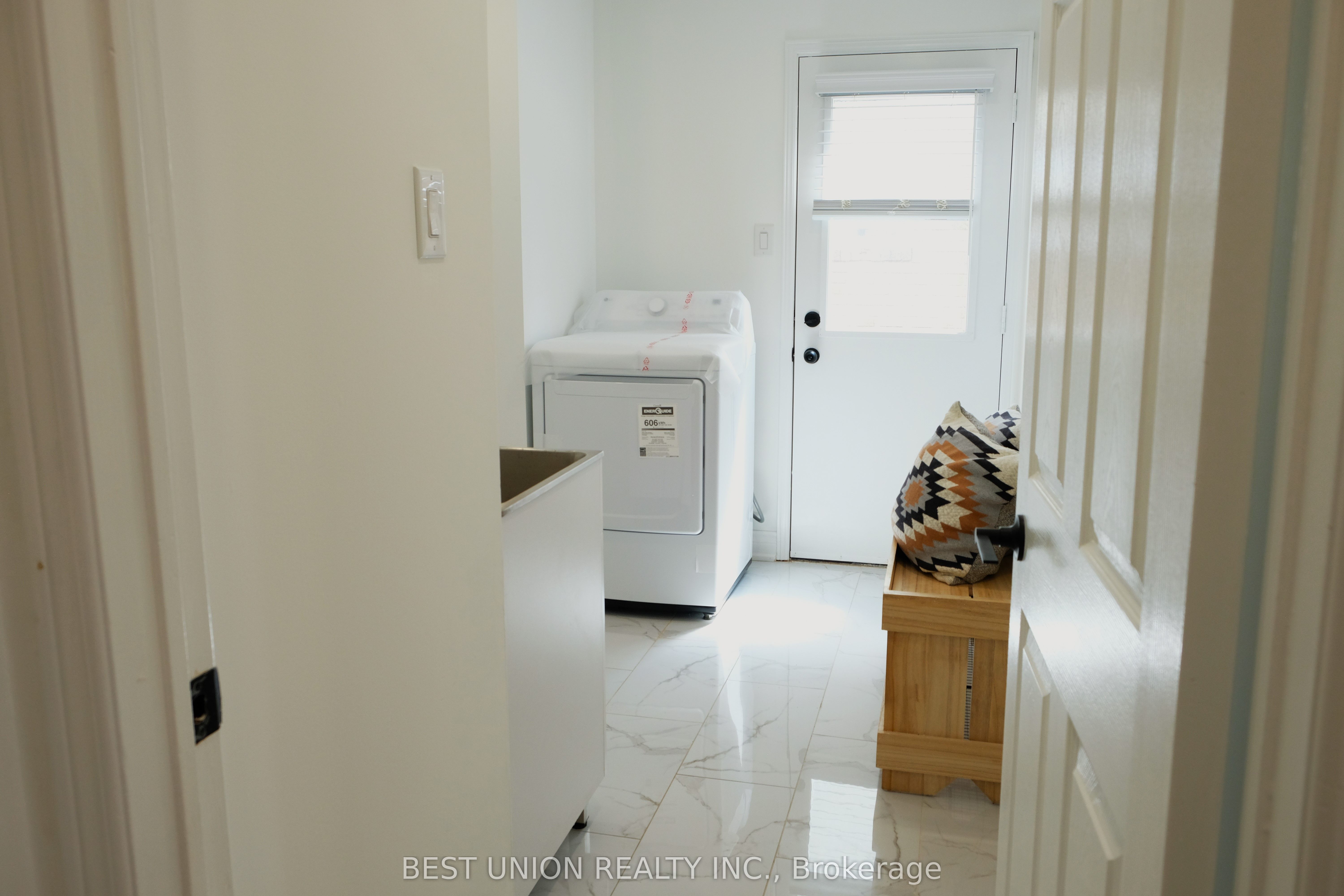 Photo 45 of 3229 Appollo Road, Burlington, Headon — HOMEH
