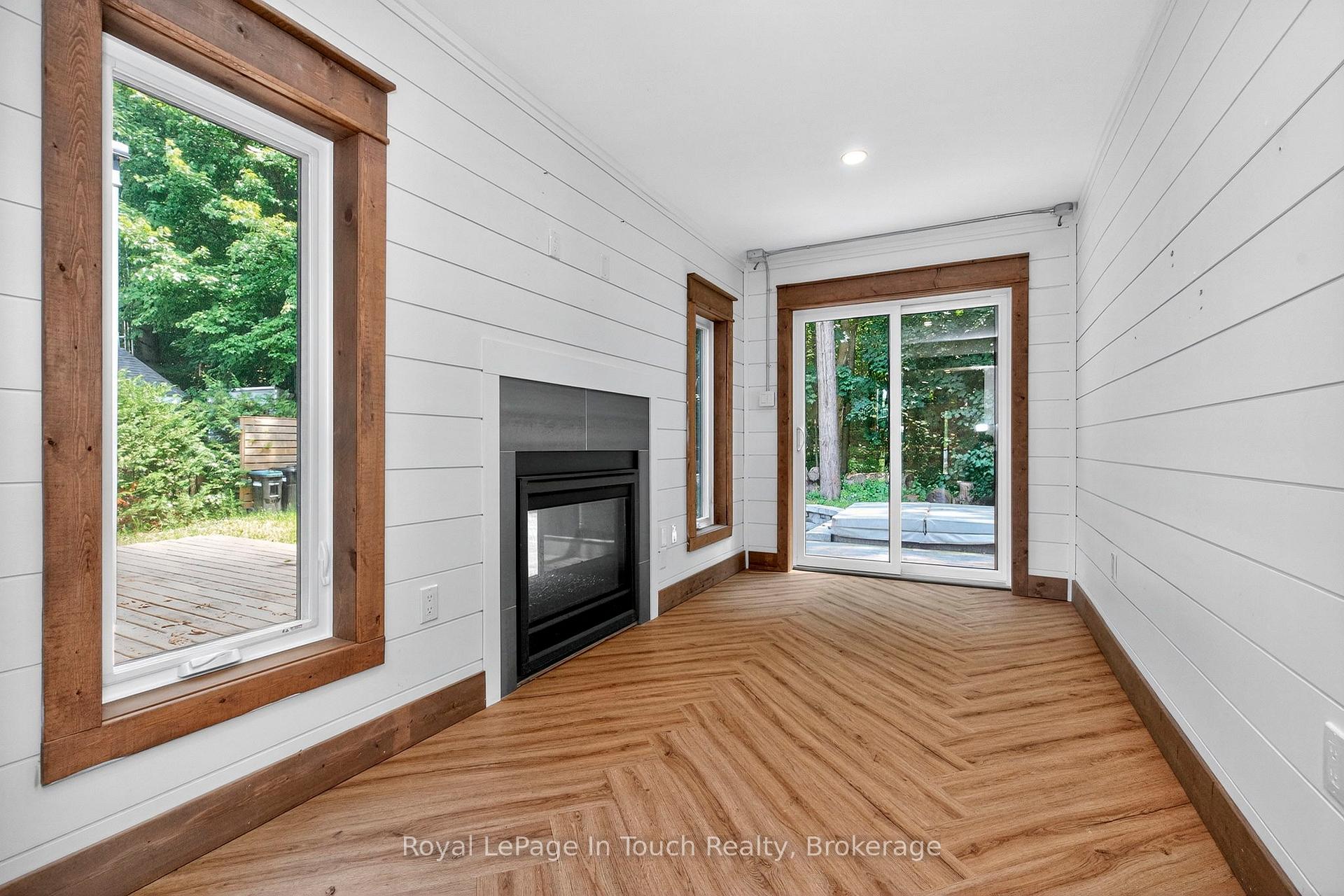 Photo 23 of 91 Andrew Drive, Tiny, Rural Tiny — HOMEH