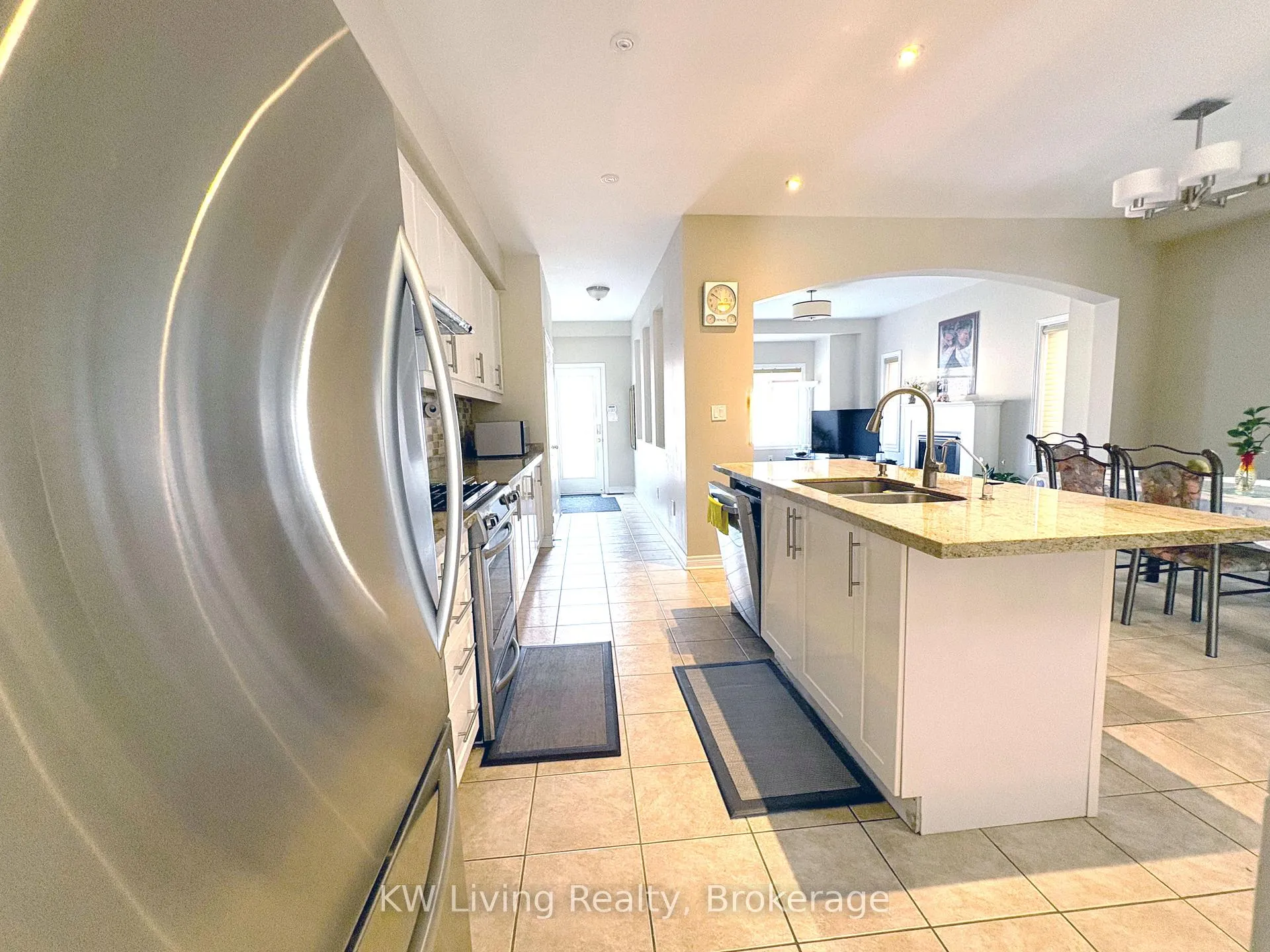 Photo 14 of 20 Autumn Glow Drive, Markham, Cornell — HOMEH
