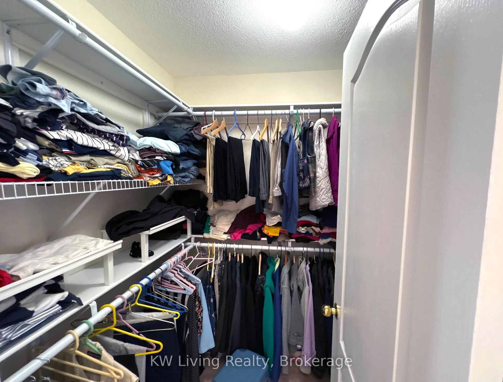 Photo 22 of 20 Autumn Glow Drive, Markham, Cornell — HOMEH