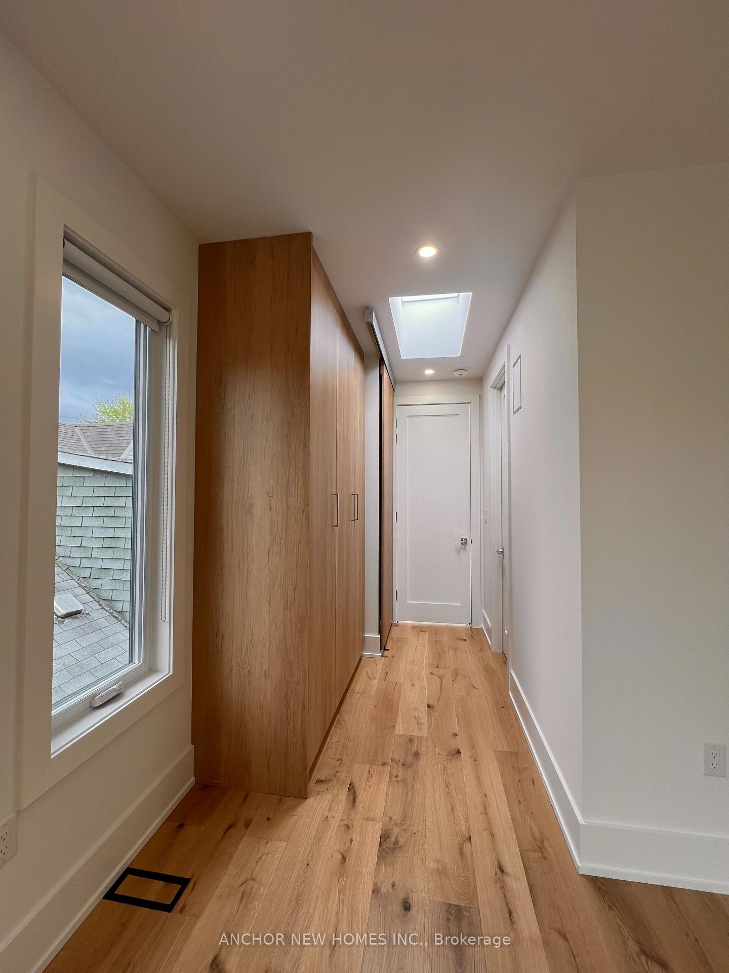 Photo 20 of 834 Sammon Avenue, Toronto, Danforth Village-East York — HOMEH