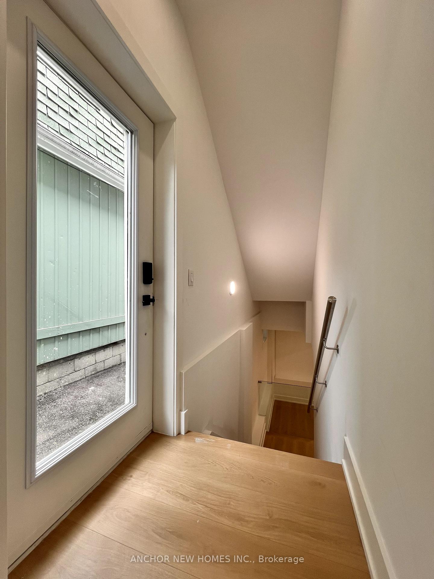 Photo 28 of 834 Sammon Avenue, Toronto, Danforth Village-East York — HOMEH