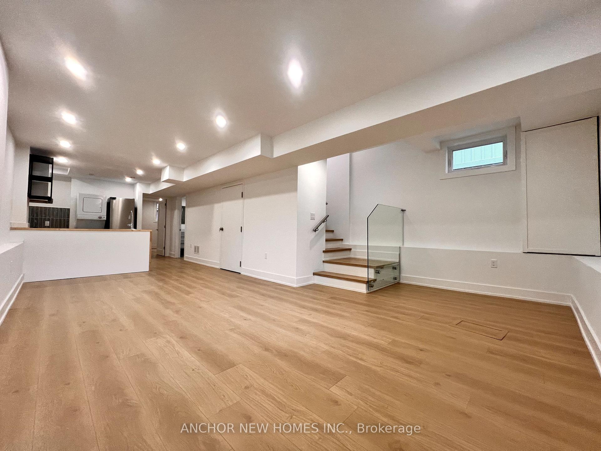 Photo 29 of 834 Sammon Avenue, Toronto, Danforth Village-East York — HOMEH