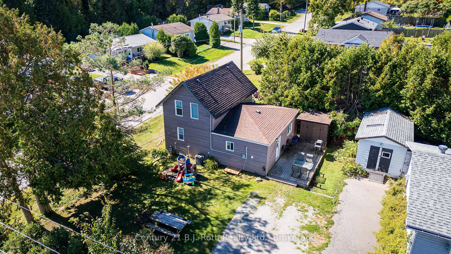 Photo 3 of 528 Camilla Street, Tay, Port McNicoll — HOMEH