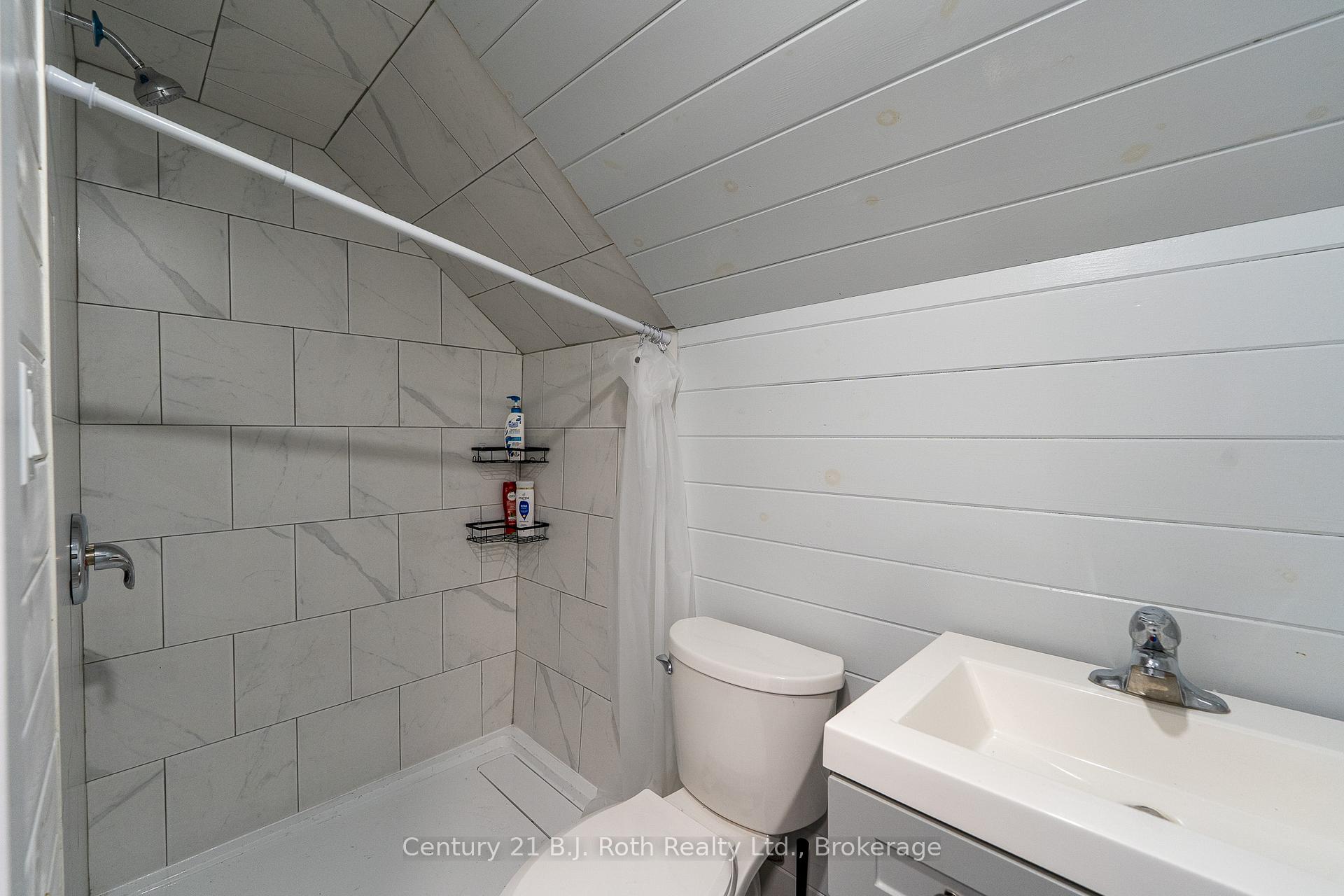Photo 32 of 528 Camilla Street, Tay, Port McNicoll — HOMEH