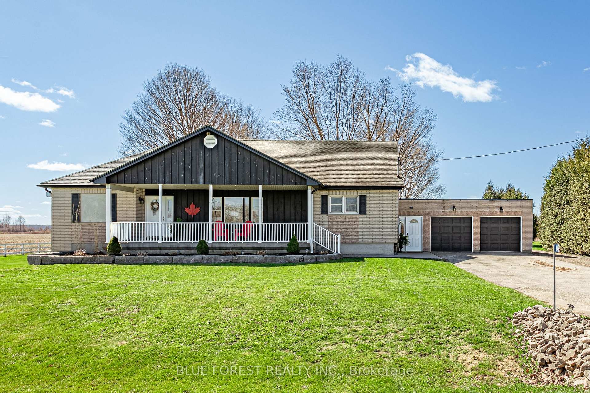 Photo 4 of 1645 Gladstone Drive, Thames Centre, Rural Thames Centre — HOMEH