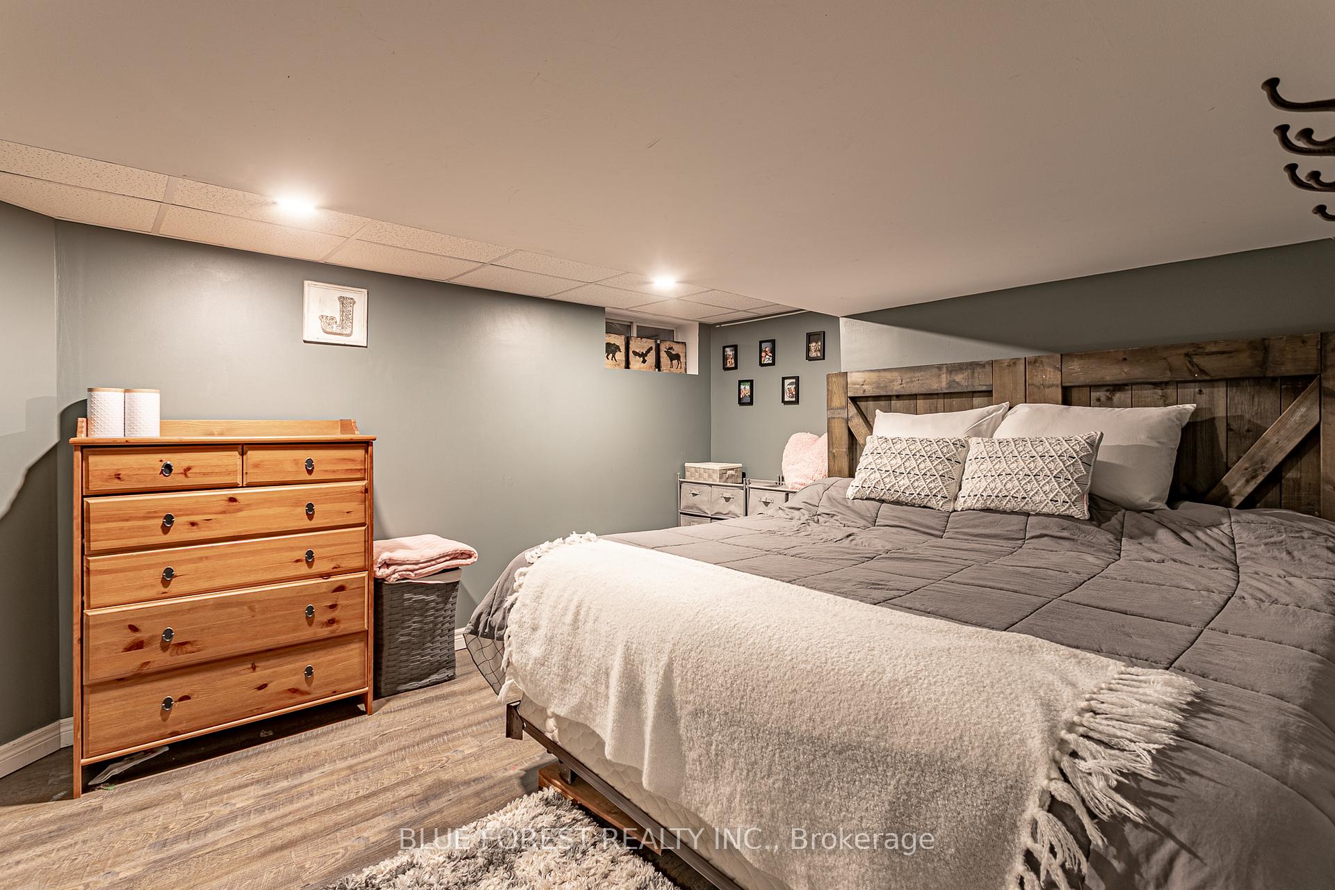Photo 22 of 1645 Gladstone Drive, Thames Centre, Rural Thames Centre — HOMEH