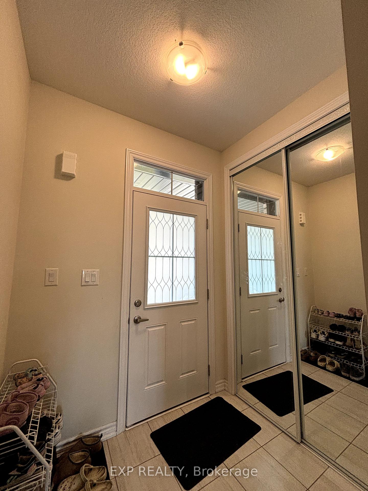 Photo 3 of 319 Vanilla Trail, Thorold, Rolling Meadows — HOMEH