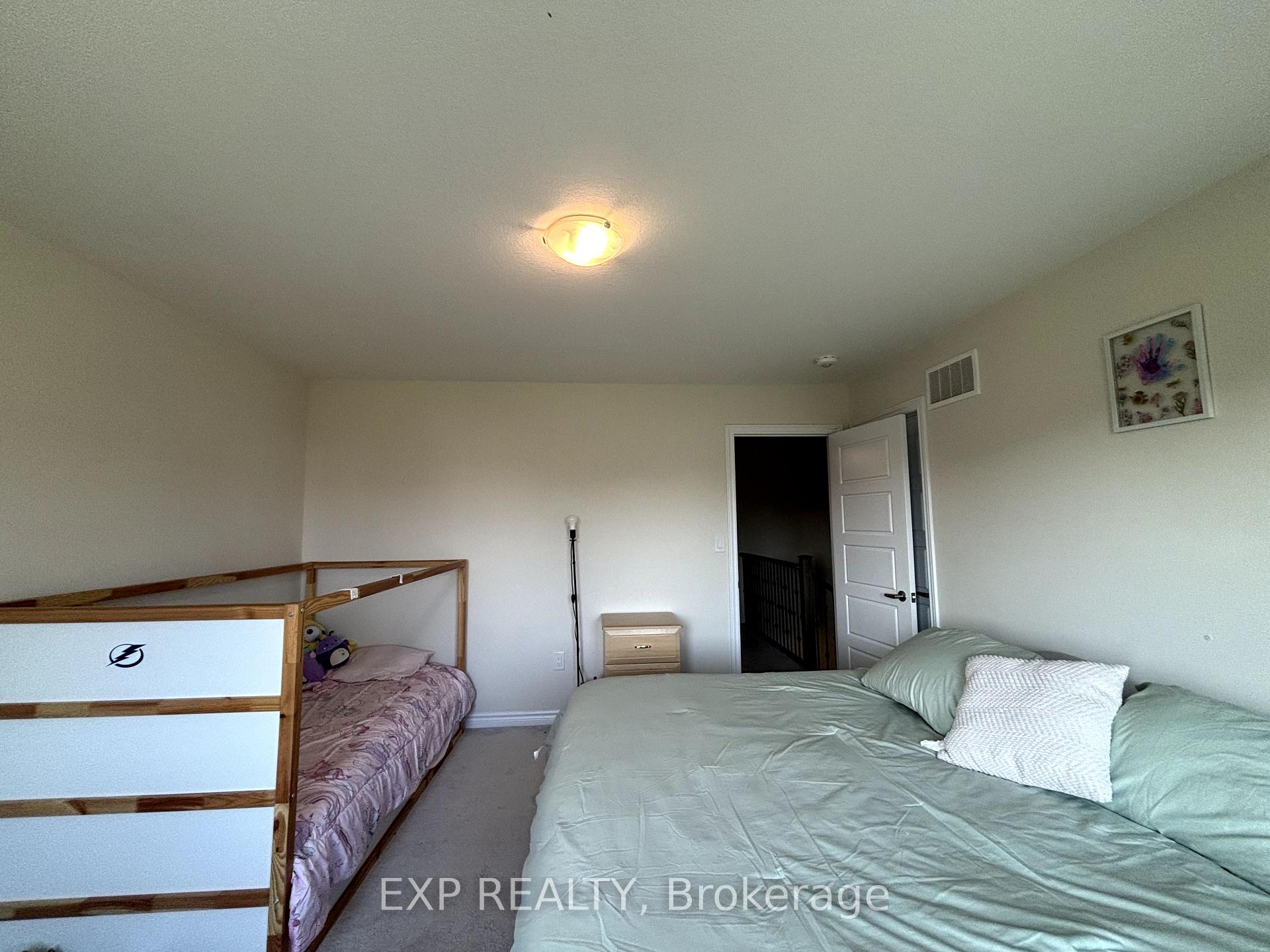 Photo 18 of 319 Vanilla Trail, Thorold, Rolling Meadows — HOMEH