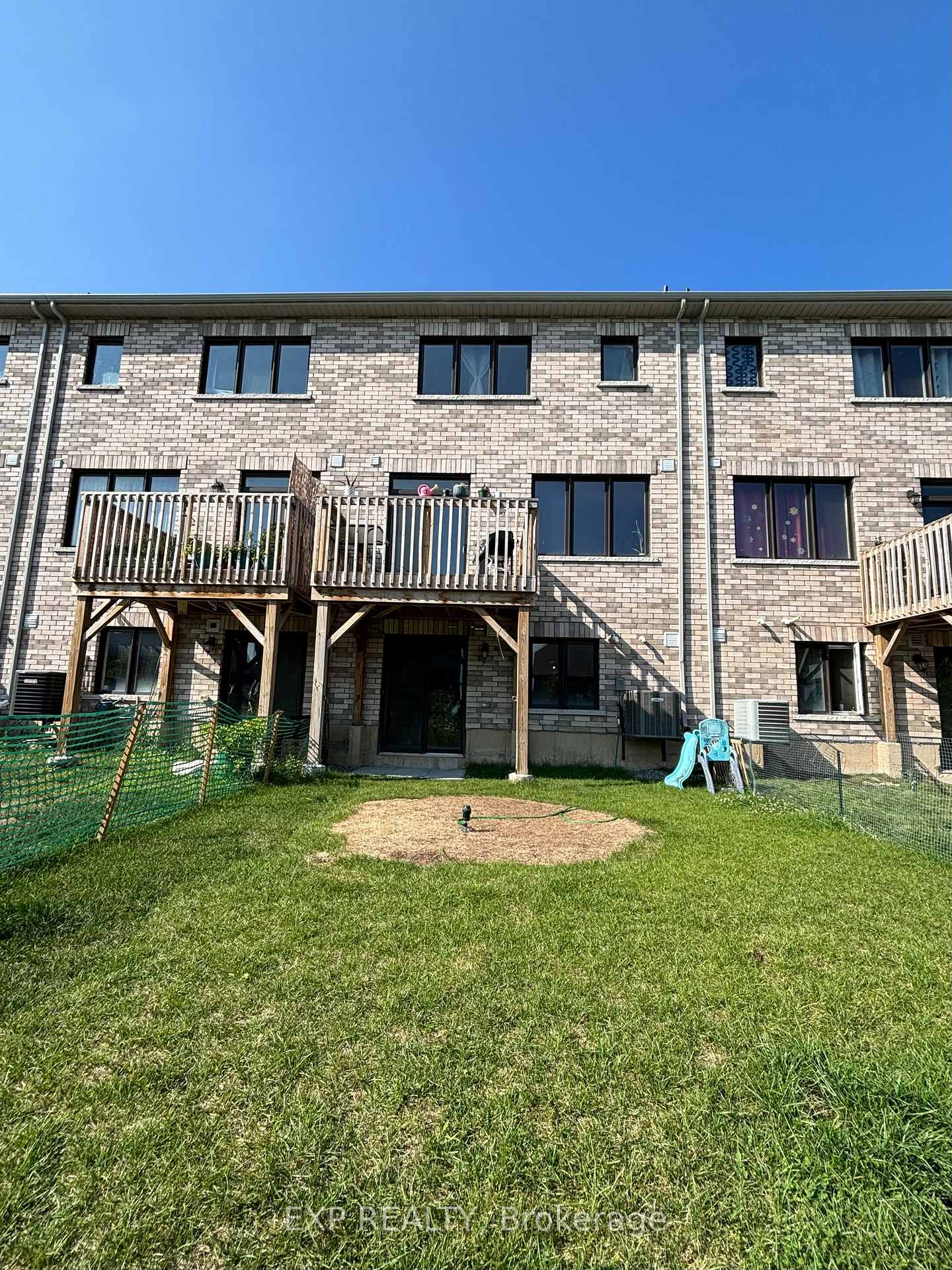 Photo 23 of 319 Vanilla Trail, Thorold, Rolling Meadows — HOMEH
