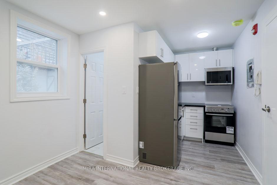 Photo 3 of Unit 204, 210 Carlton Street, Toronto, Moss Park — HOMEH