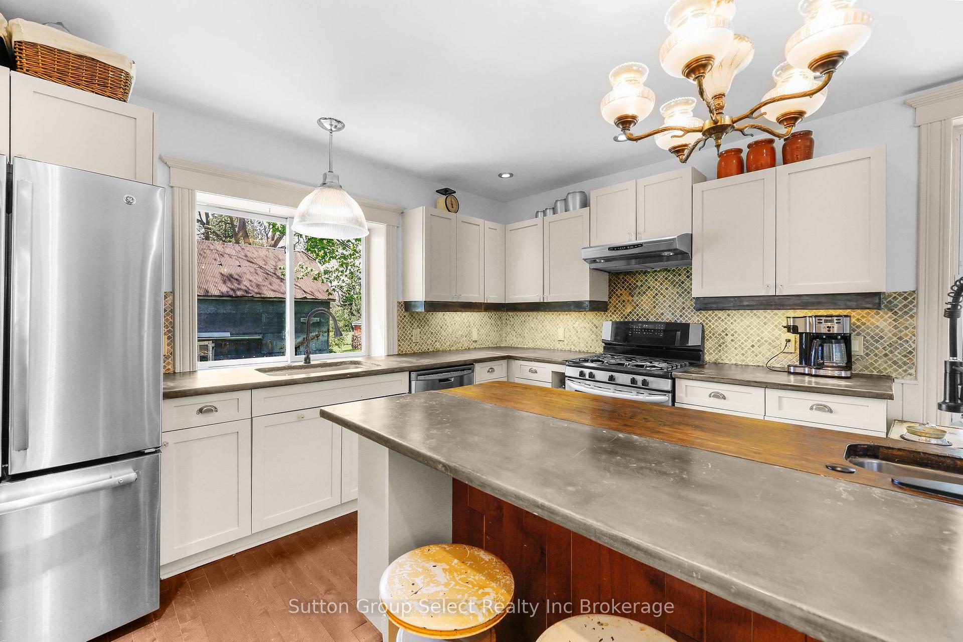 Photo 11 of 2877 Putnam Road, Thames Centre, Putnam — HOMEH