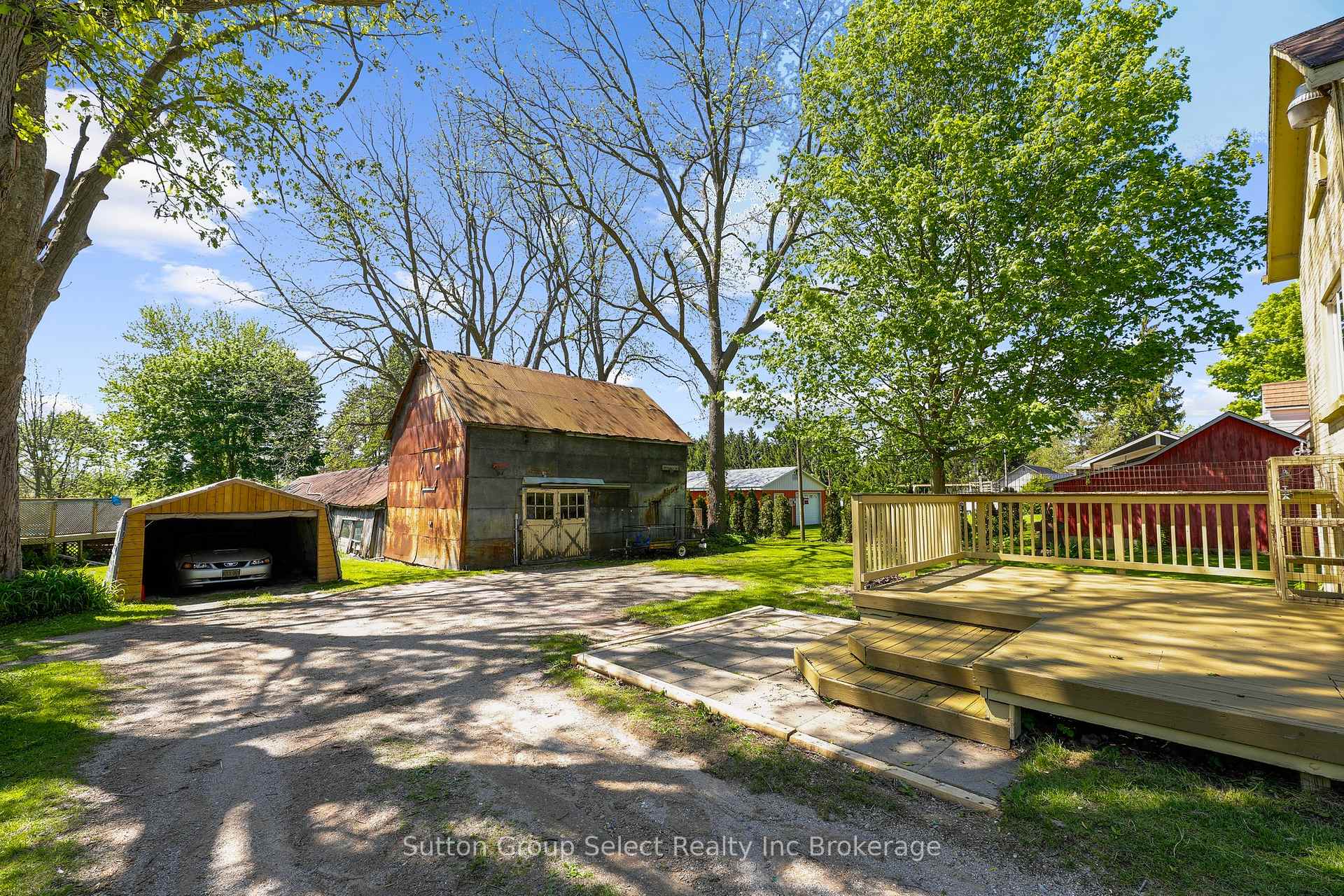 Photo 39 of 2877 Putnam Road, Thames Centre, Putnam — HOMEH