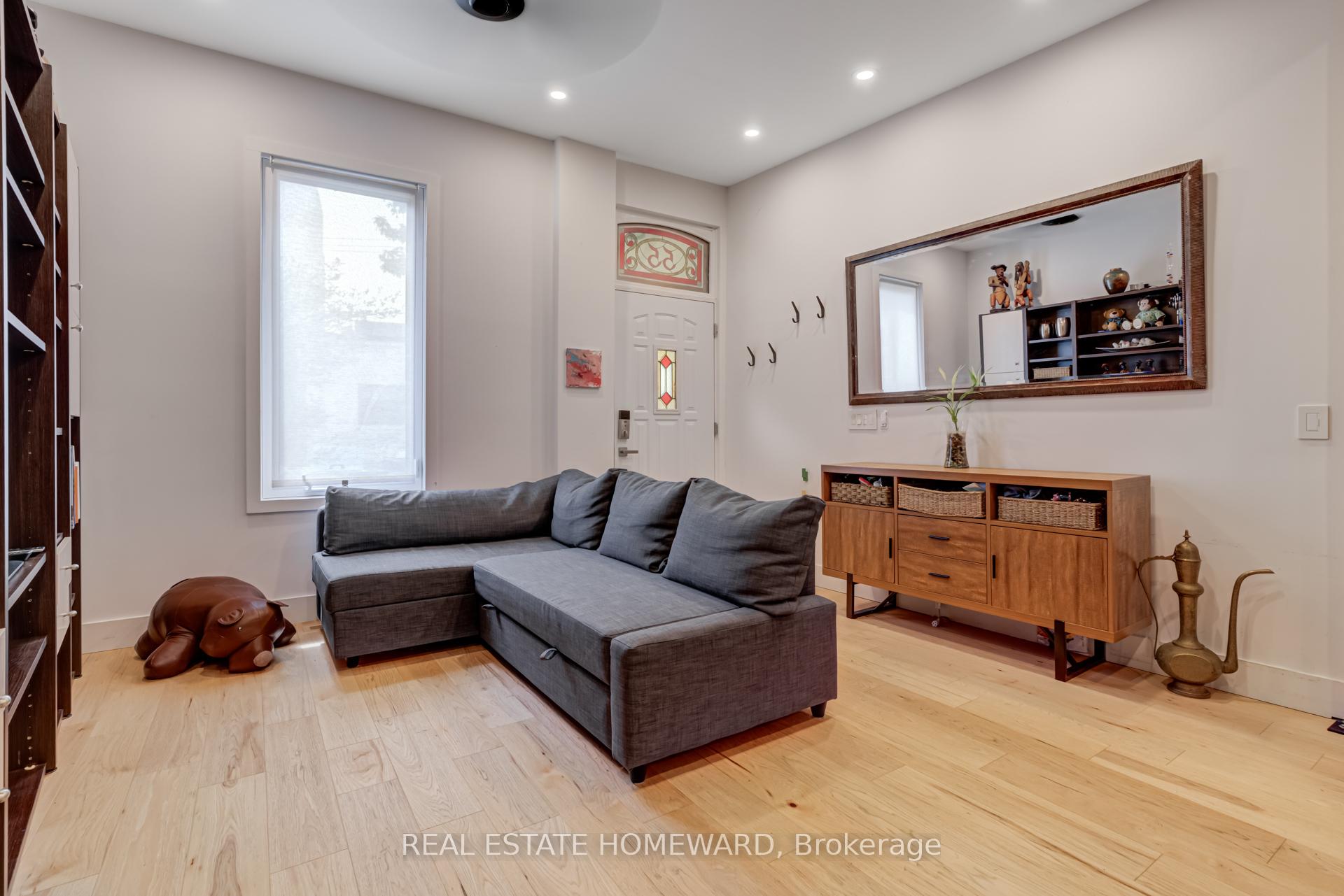 Photo 3 of 55 Sumach Street, Toronto, Moss Park — HOMEH