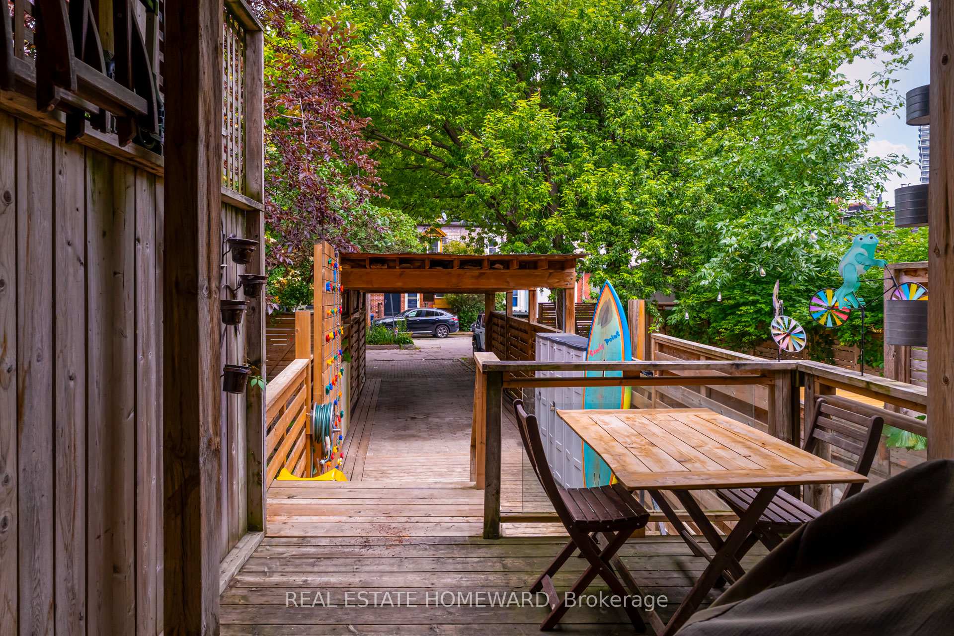 Photo 17 of 55 Sumach Street, Toronto, Moss Park — HOMEH