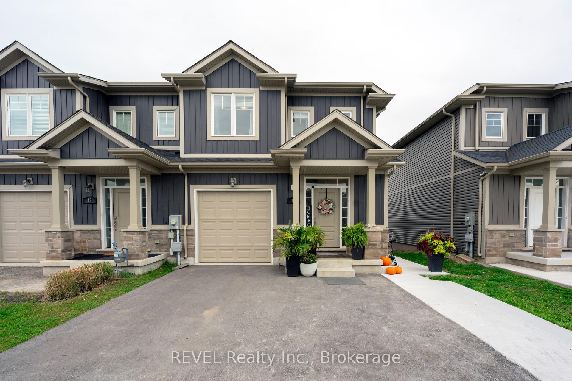 Photo 1 of 10 Damude Avenue, Thorold, Hurricane/Merrittville — HOMEH