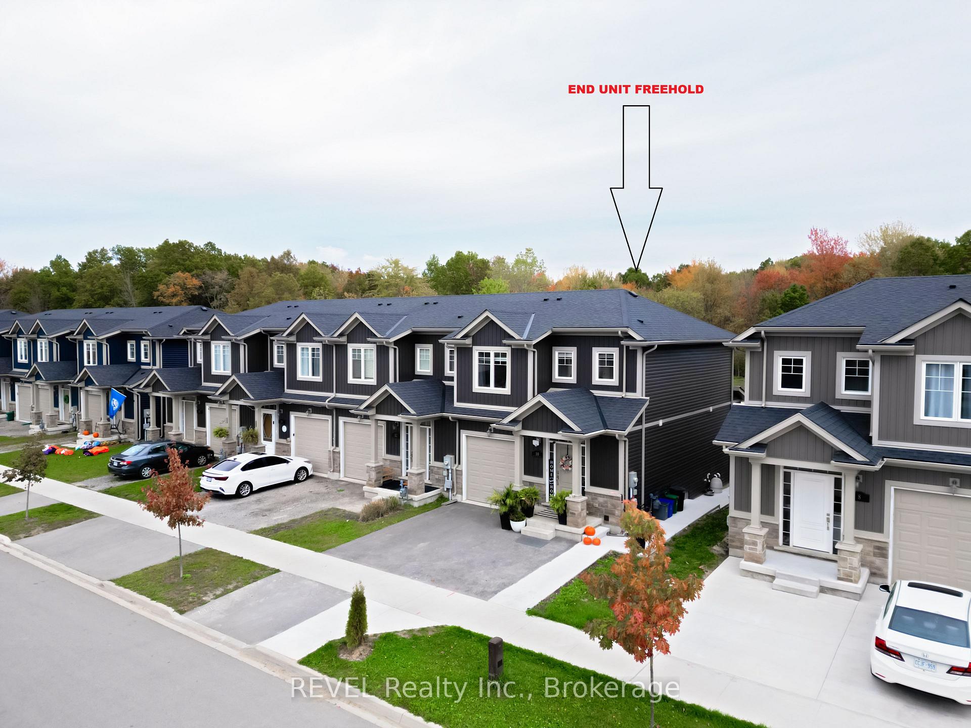 Photo 3 of 10 Damude Avenue, Thorold, Hurricane/Merrittville — HOMEH