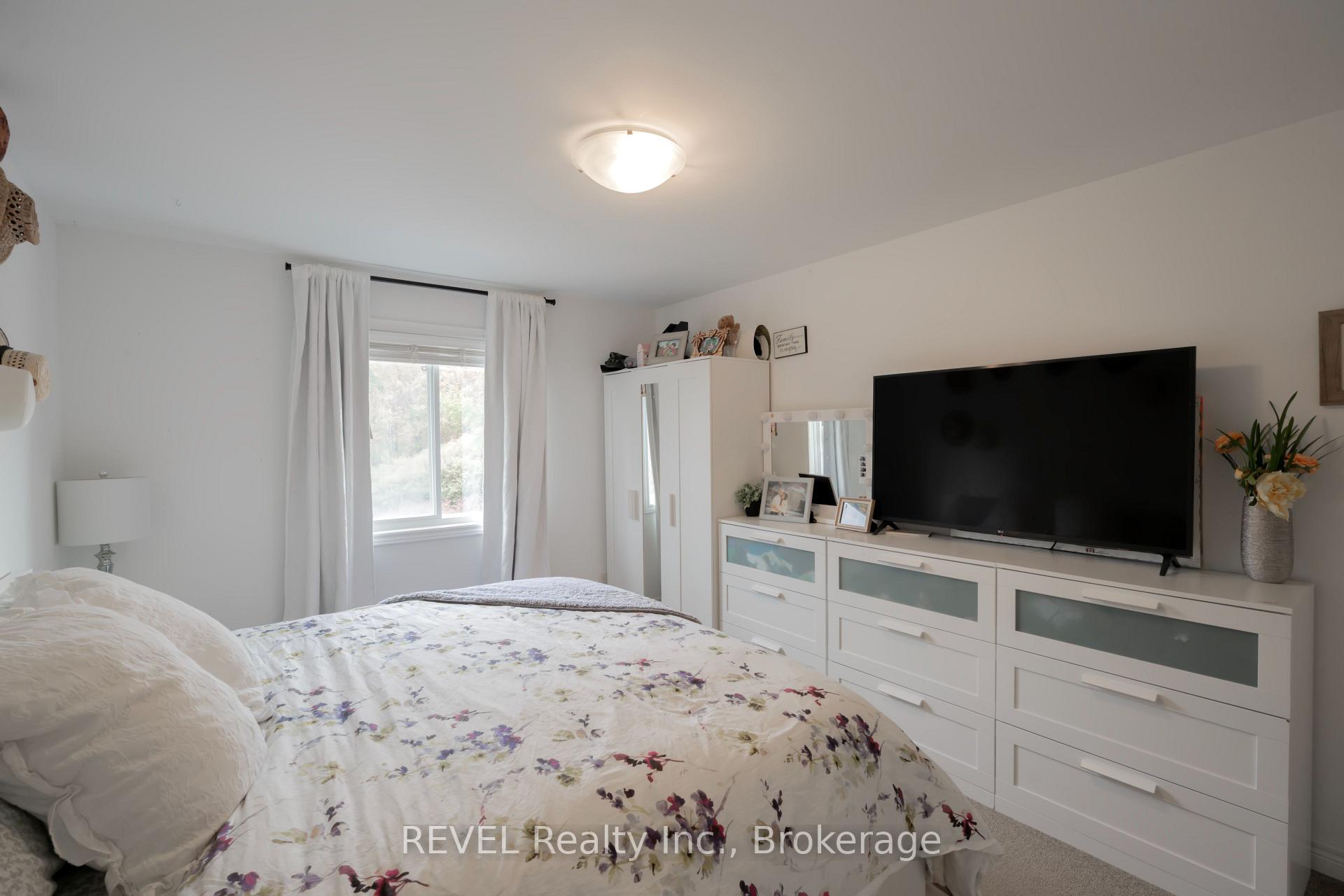 Photo 21 of 10 Damude Avenue, Thorold, Hurricane/Merrittville — HOMEH