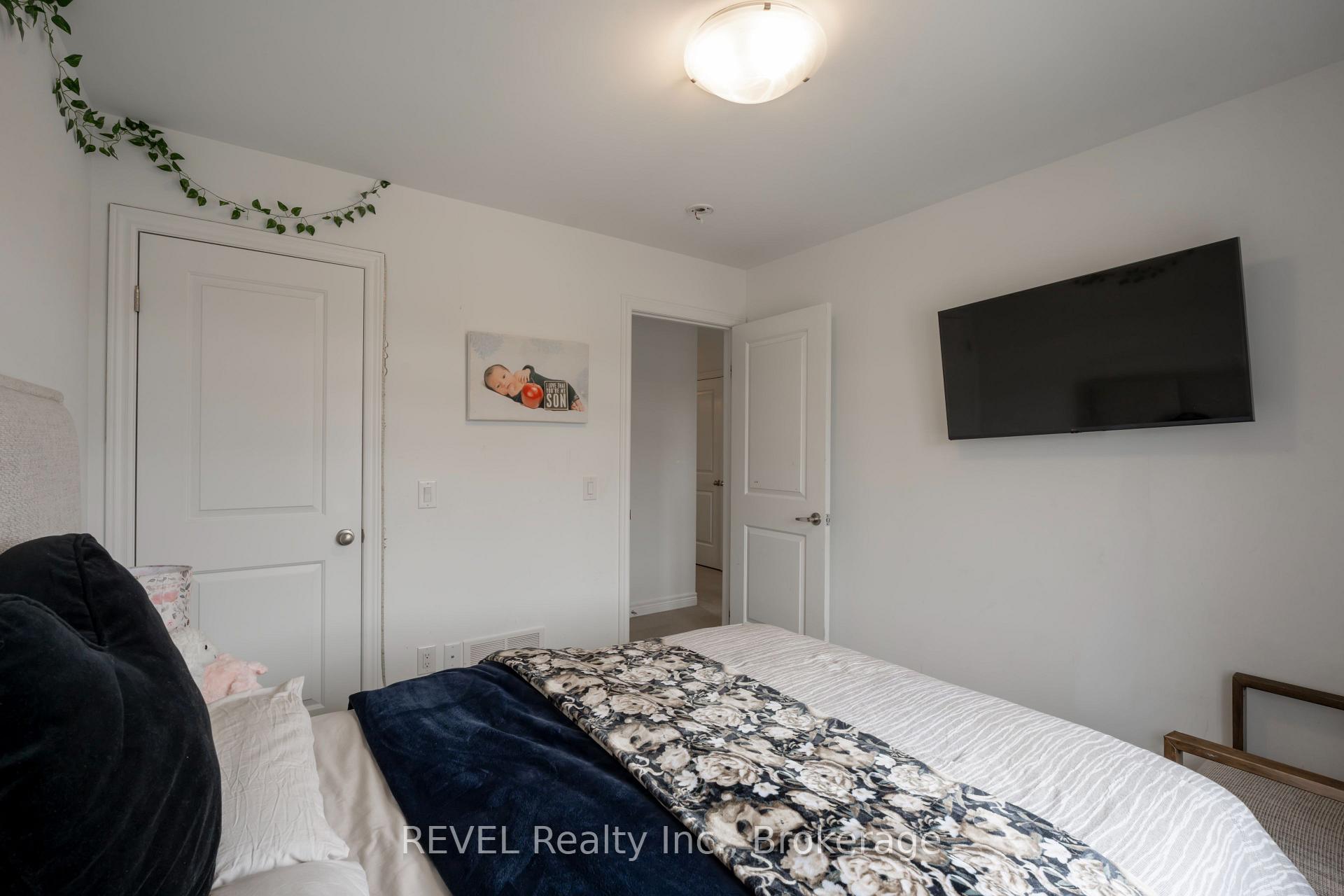 Photo 27 of 10 Damude Avenue, Thorold, Hurricane/Merrittville — HOMEH